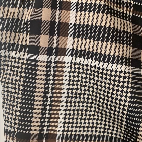 H&M plaid pull on pants - Picture 3 of 3